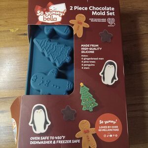 So Yummy Bella 2pc Chocolate Mold Set Gingerbread Man Pine Trees Penguin Stars